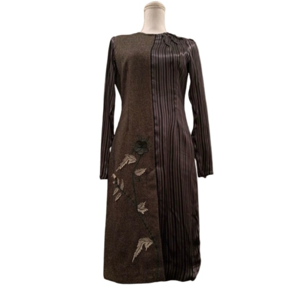 Yantha Dresses & Skirts - NWT Absolutely gorgeous vintage YANTHA dress. Medium